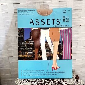 👉*NWT* ASSETS by SARA BLAKELY ~BODY SHAPING CONTROL ~SIZE: 6 COLOR: NUDE